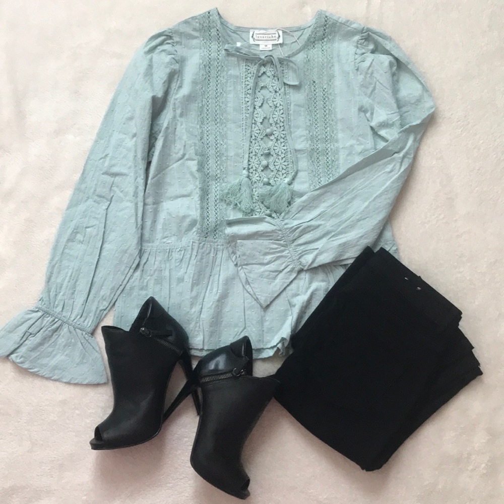 Sage blouse ❤️
